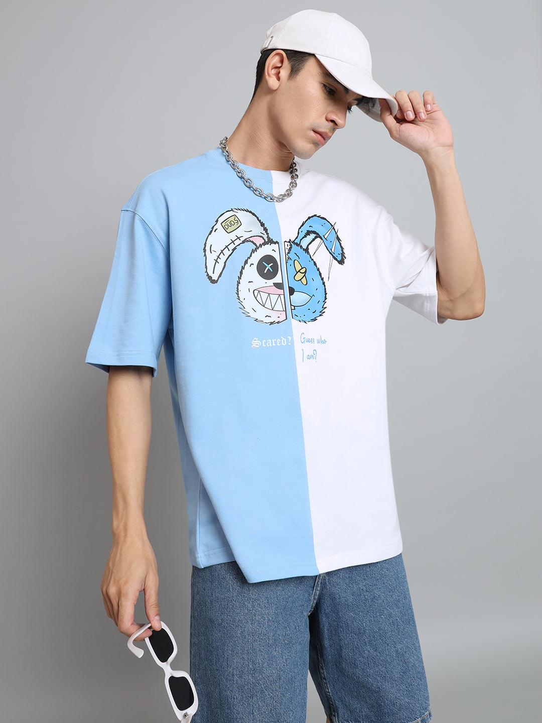 Scared Teddy Oversized T-Shirt (Sky Blue-White) - Wearduds