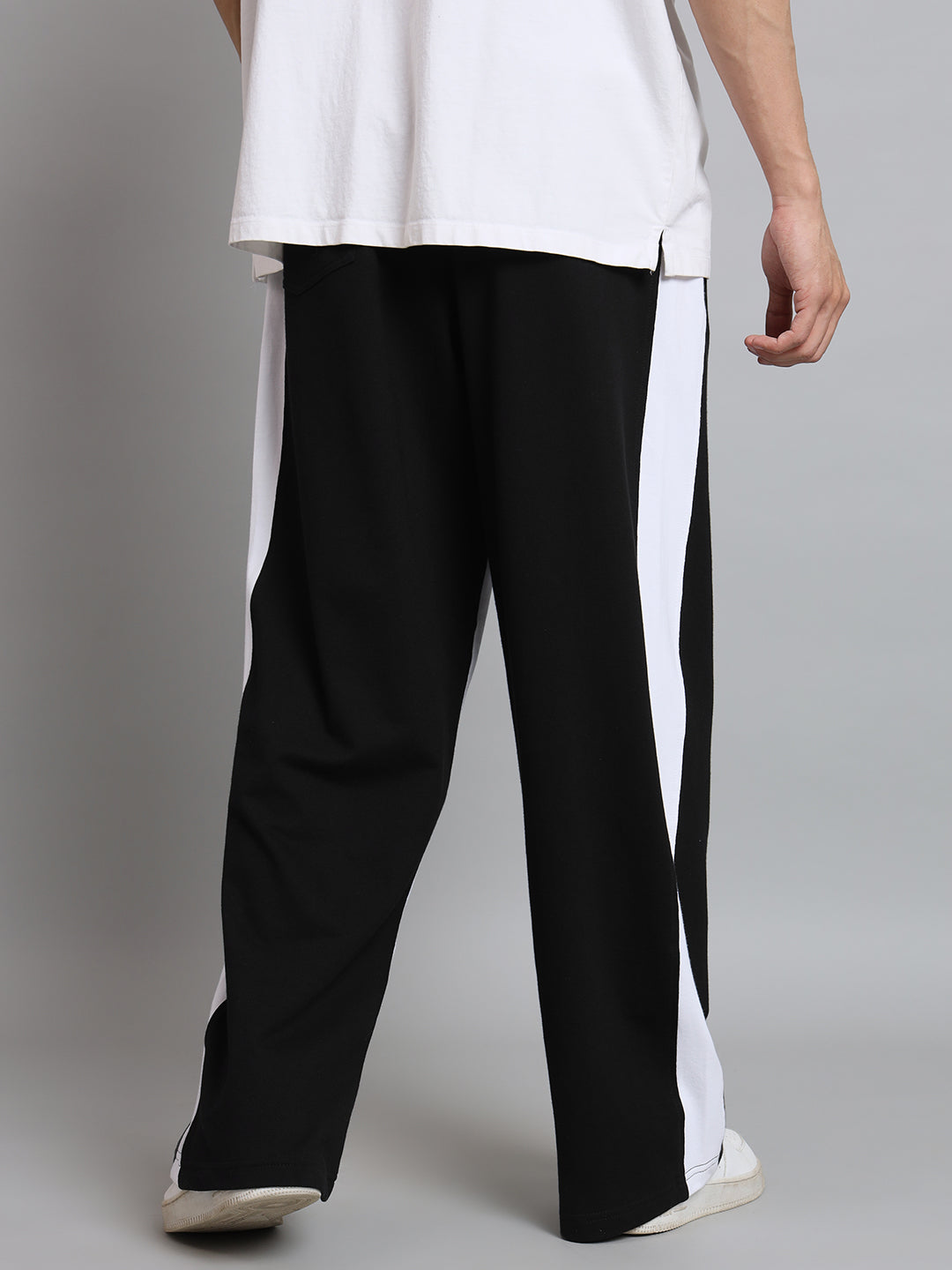 Contrast Side Seam Baggy Joggers (Black) - Wearduds