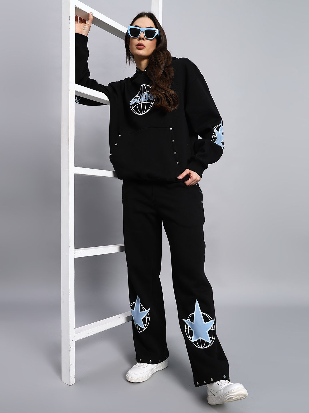 WOMEN'S GLOBAL FLEECE JOGGER (BLACK)