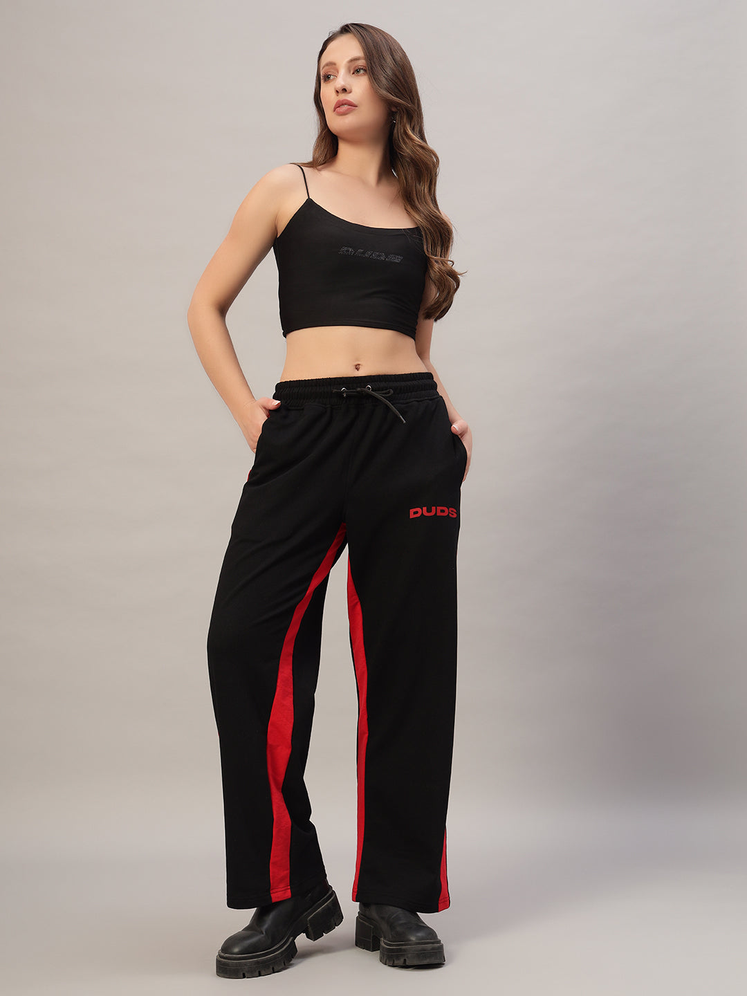 WOMEN'S SIDE SEAM BAGGY JOGGERS (BLACK-RED)