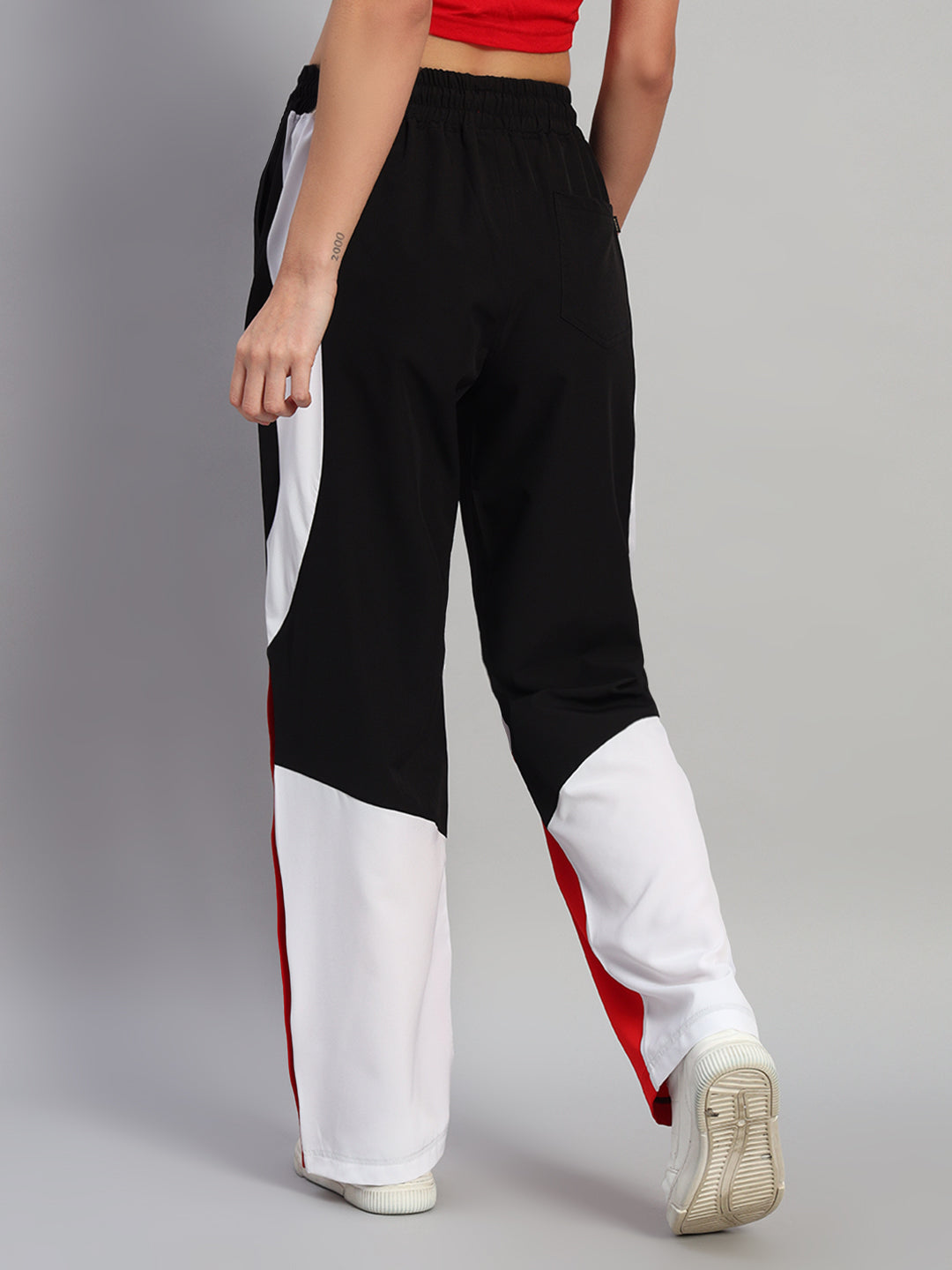 Women Marco Relaxed Fit Cargo Pants (Black-Red)