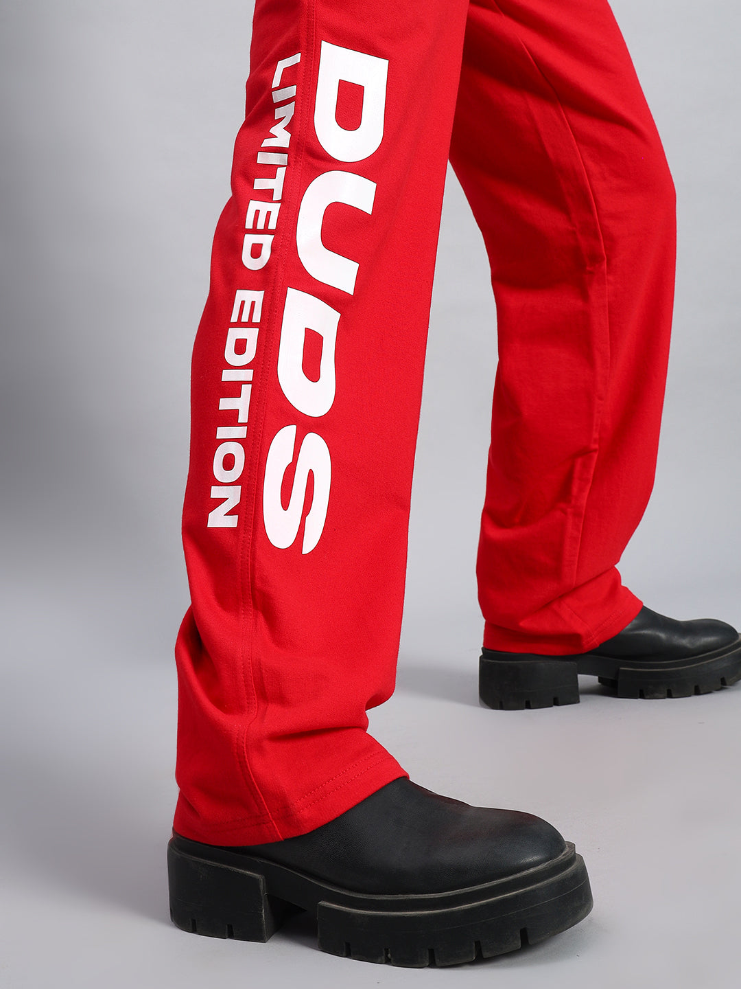 WOMEN'S DUDS LIMITED EDITION JOGGER (RED)