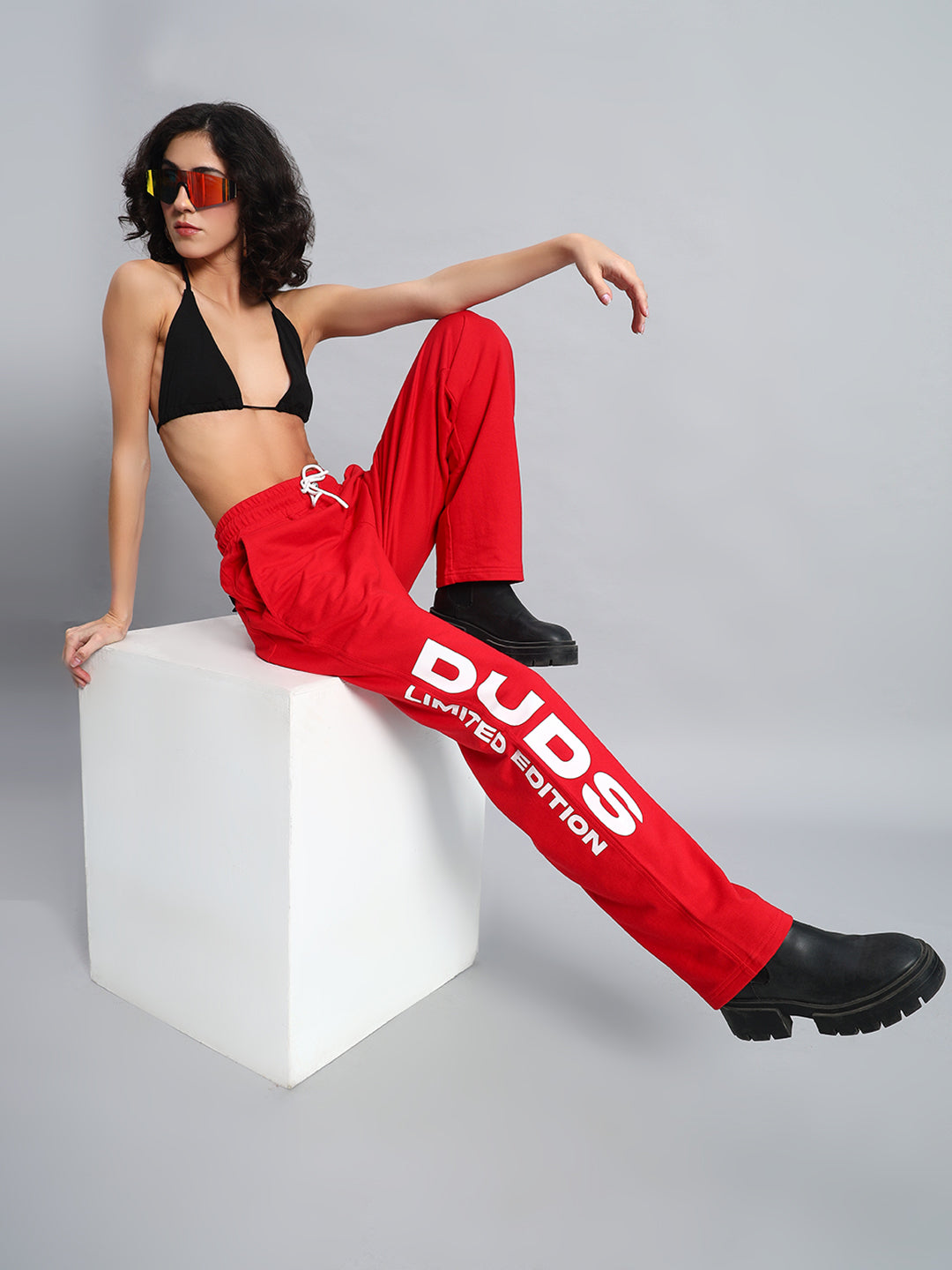 WOMEN'S DUDS LIMITED EDITION JOGGER (RED)