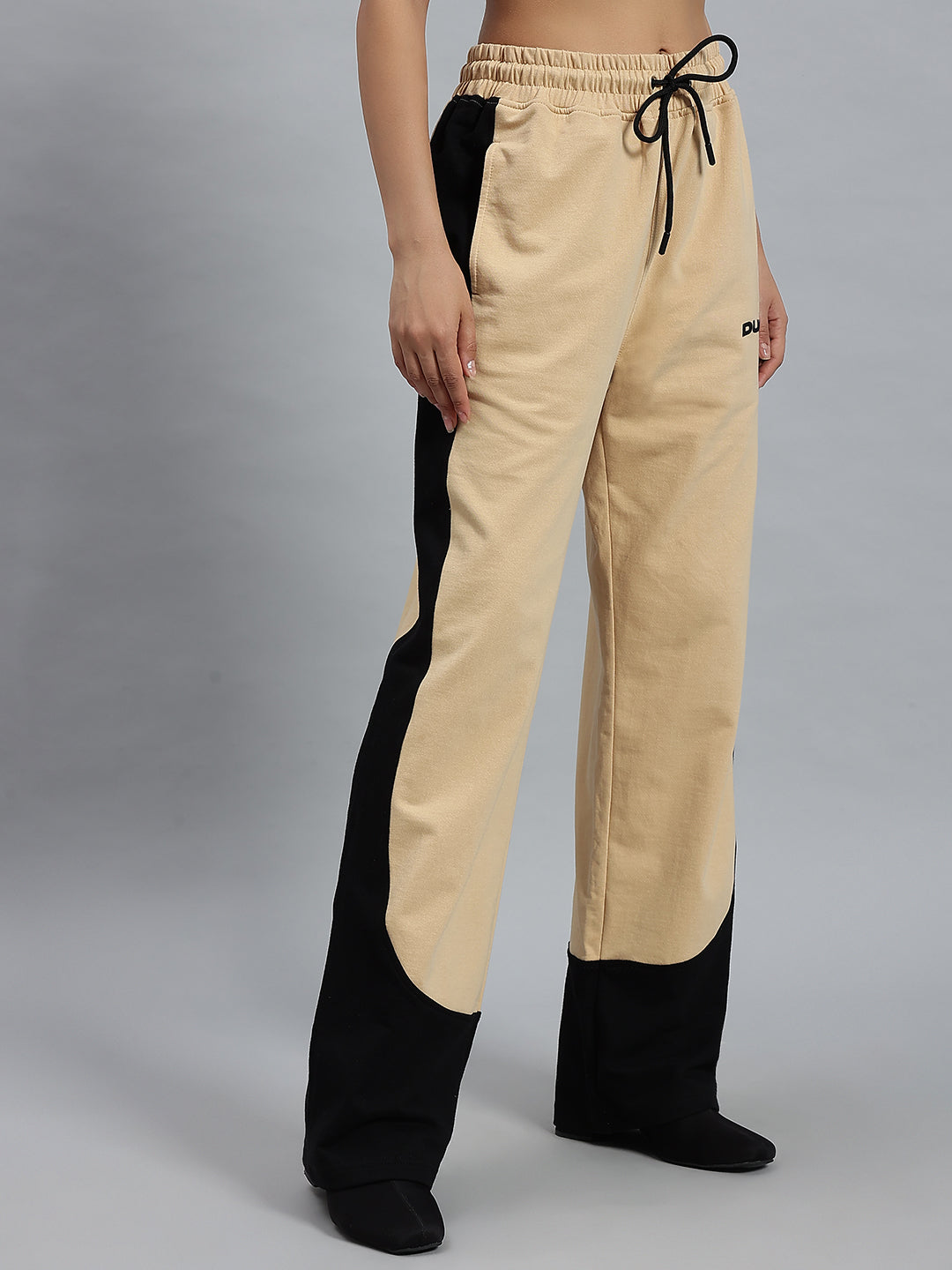 WOMEN'S HURTLE BAGGY JOGGERS (BEIGE-BLACK)