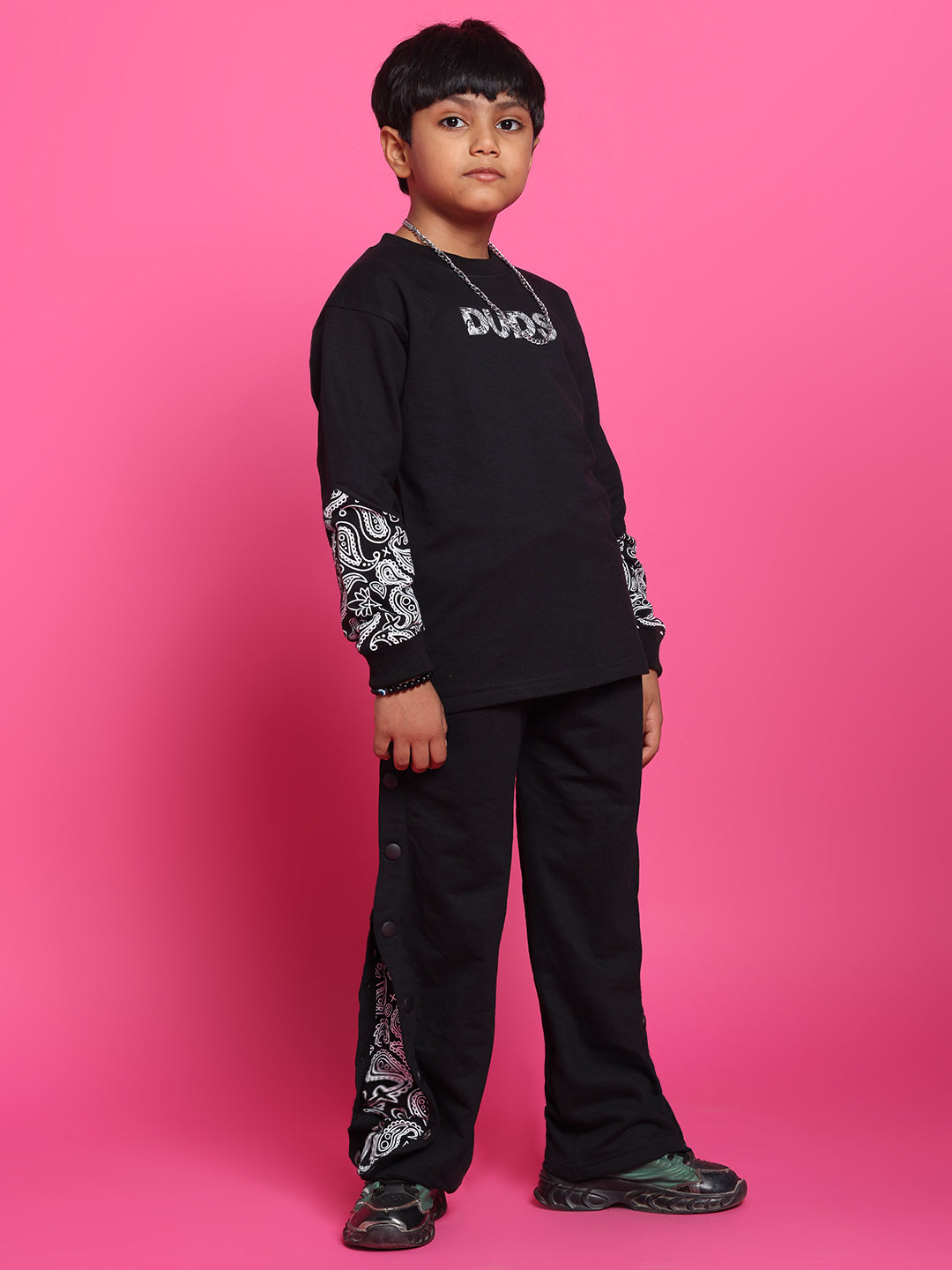 MOTIF CO-ORD FOR BOYS & GIRLS (BLACK)