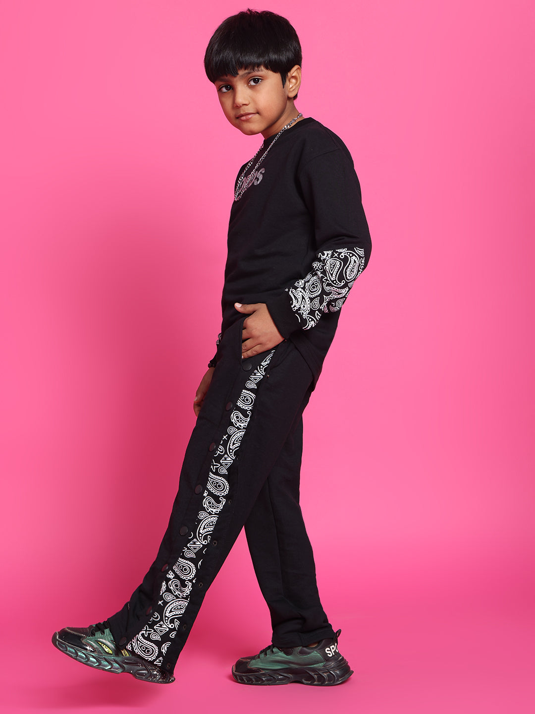 MOTIF JOGGERS FOR BOYS & GIRLS (BLACK)