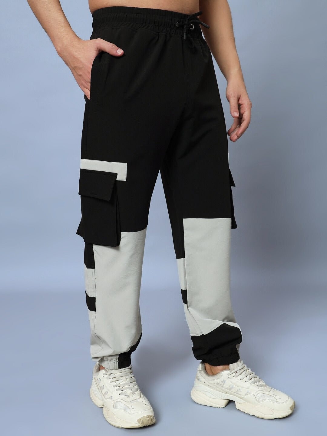 CHALET RELAXED FIT CARGO PANTS (BLACK GREY)