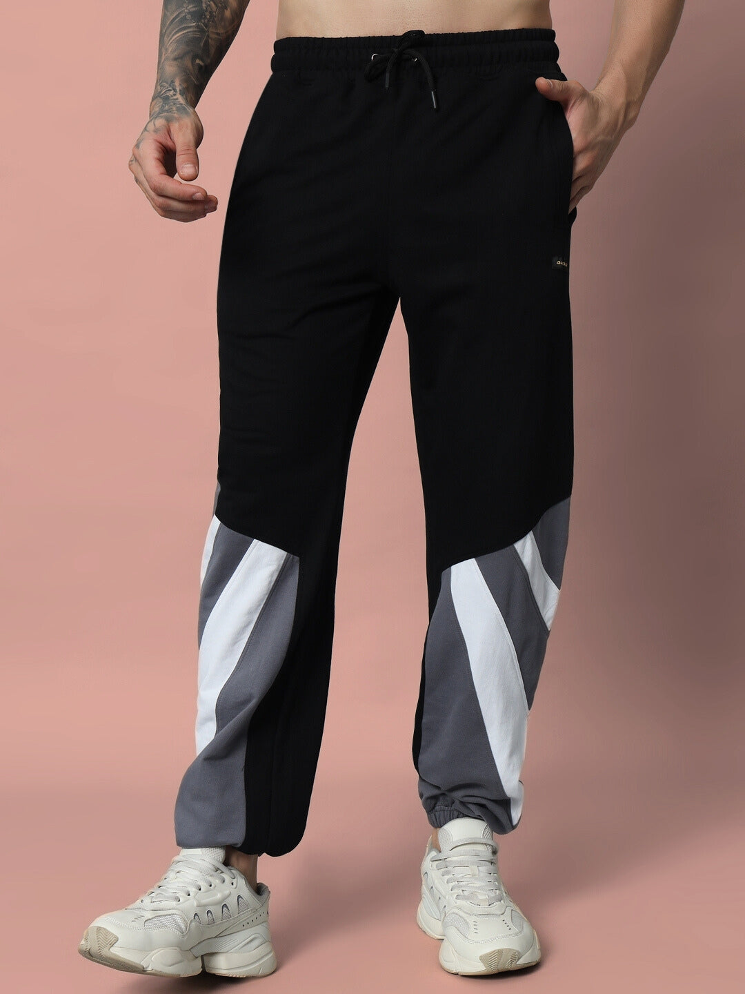 DUDS DRAPE RELAXED FIT JOGGERS (BLACK)