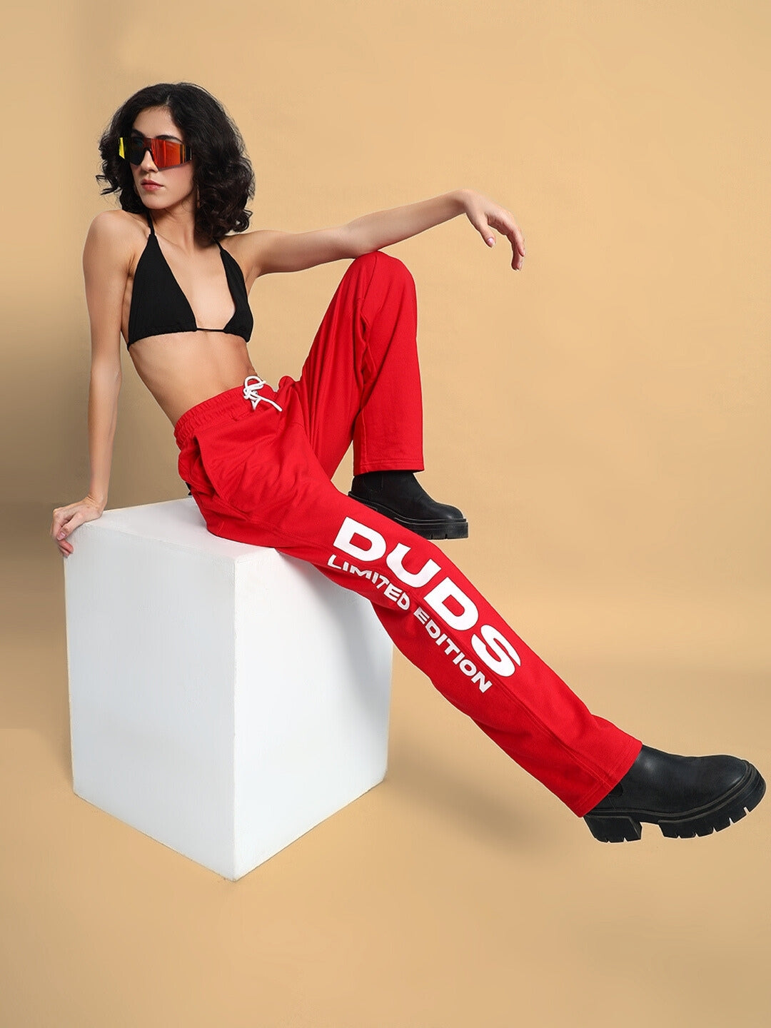 WOMEN'S DUDS LIMITED EDITION JOGGER (RED)