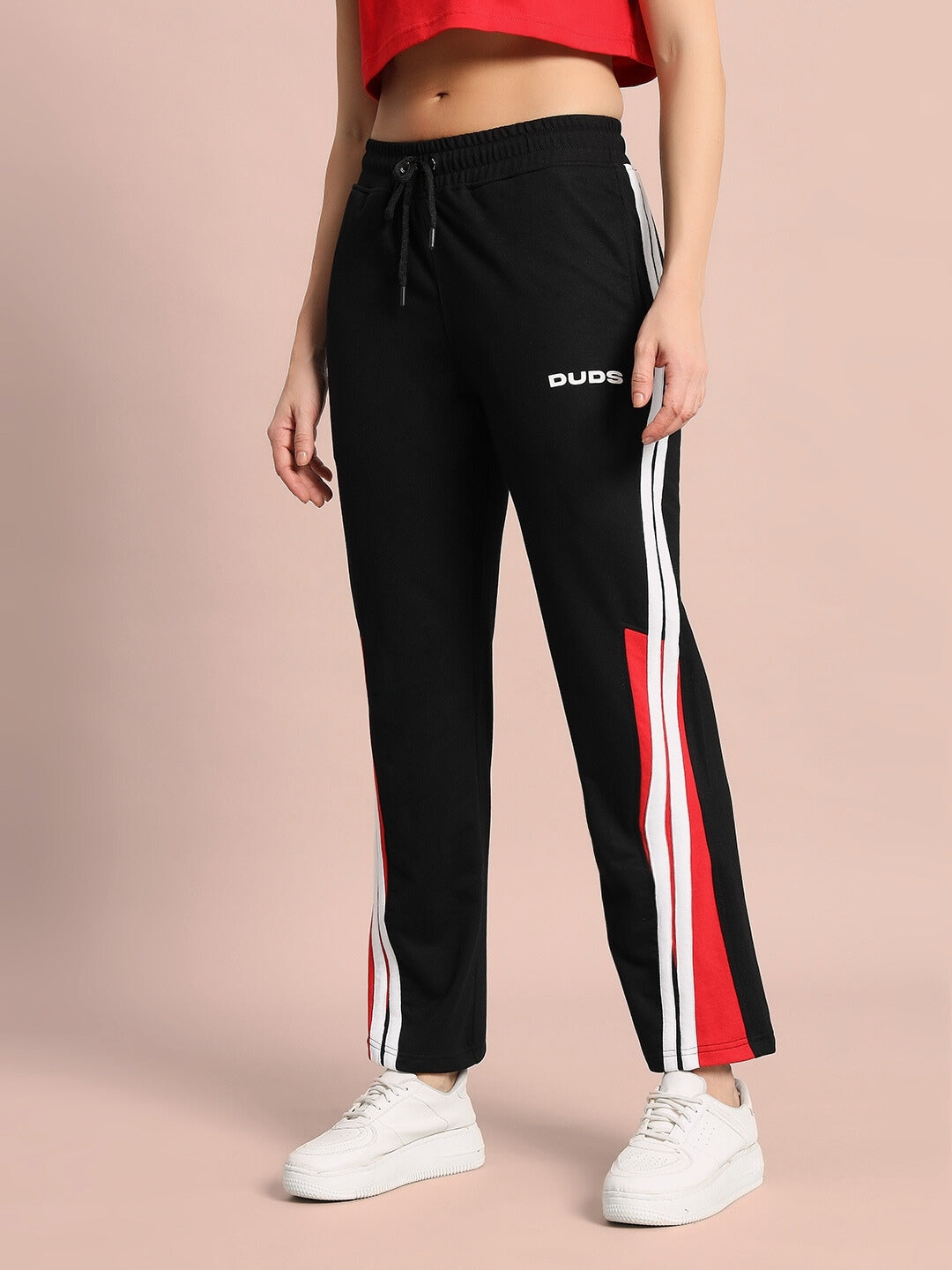 WOMEN'S TORNADO JOGGERS (BLACK RED)