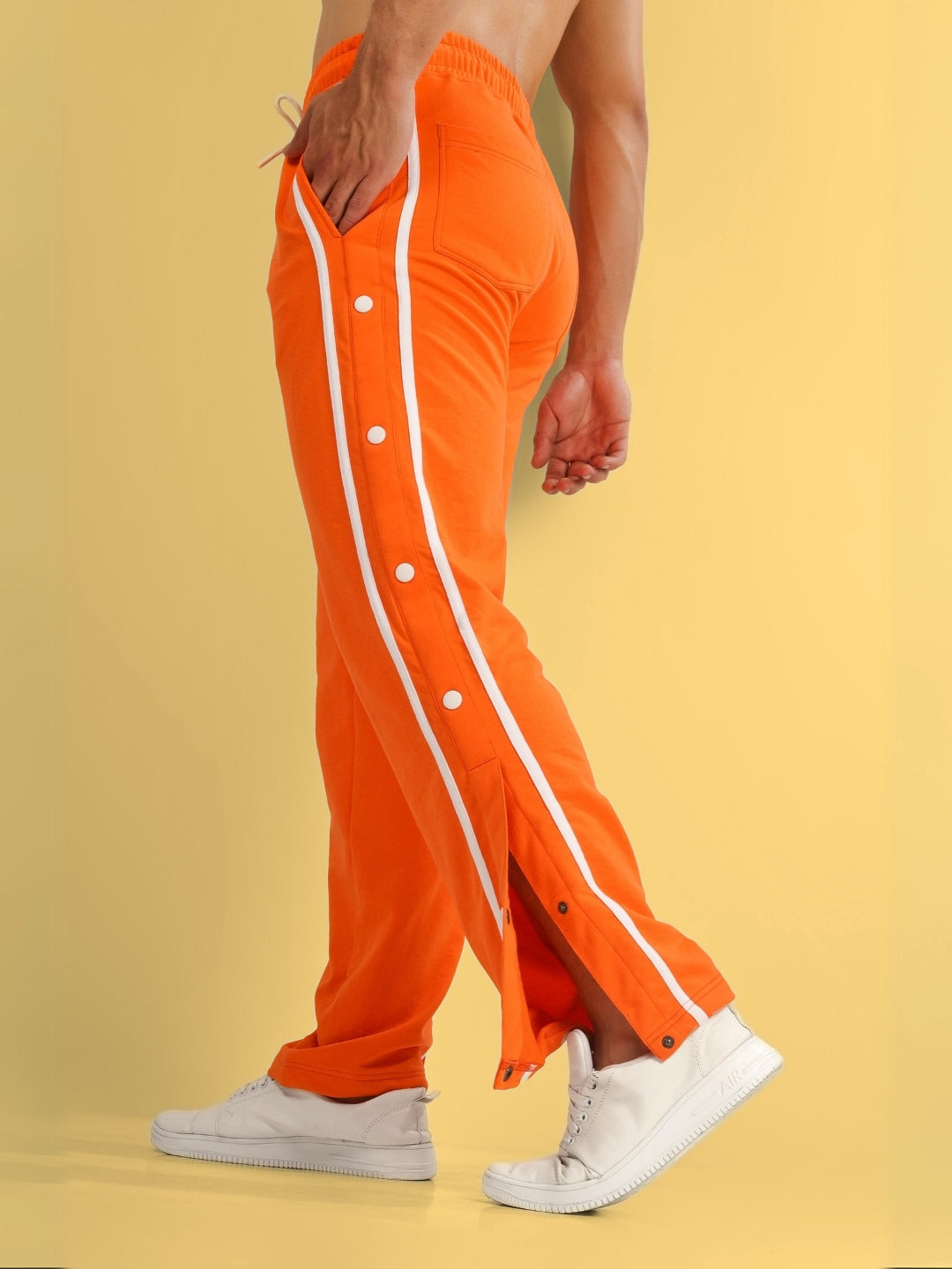 CONTRAST PANEL JOGGER (ORANGE)