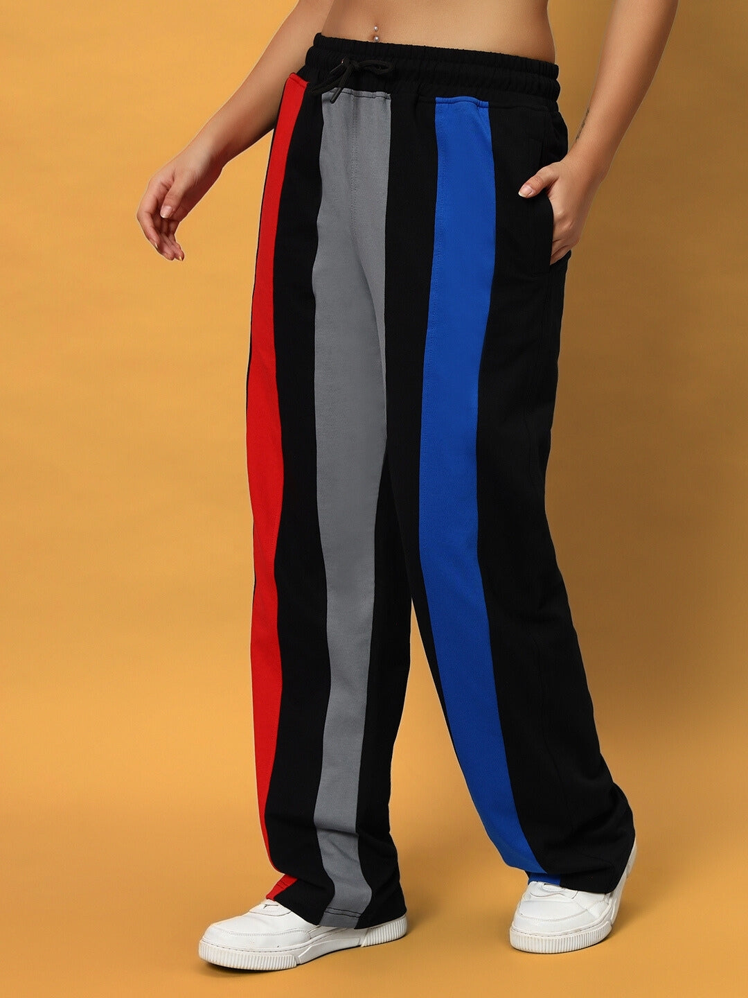 WOMEN'S SCALE RELAXED FIT JOGGERS (MULTI)