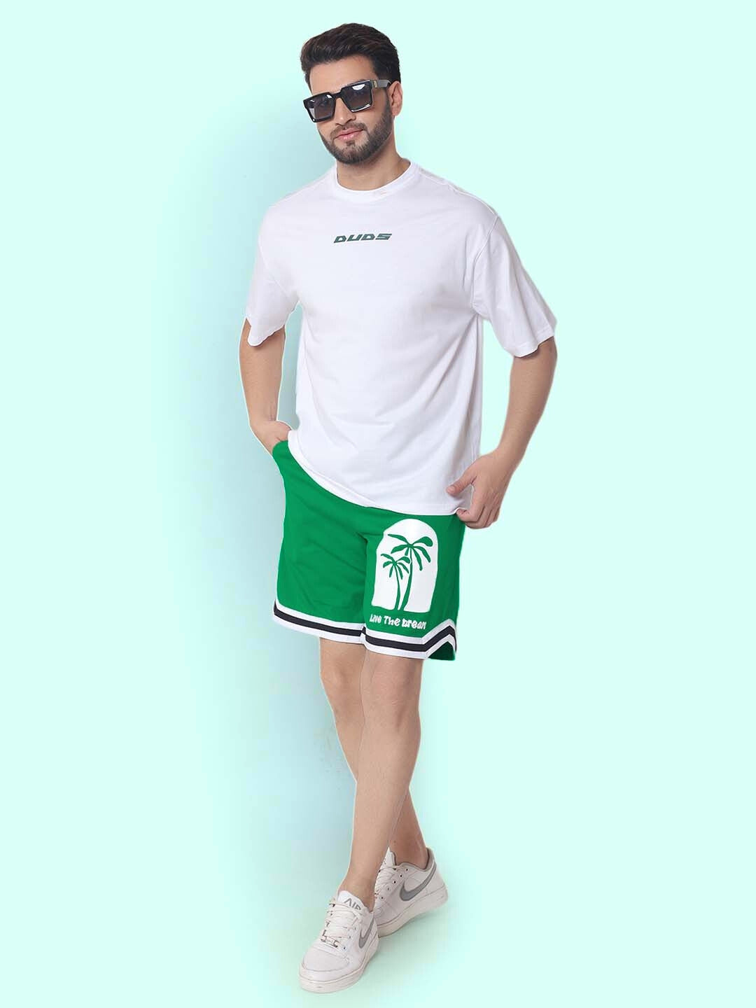 Live the dream Regular Fit Shorts (Green)