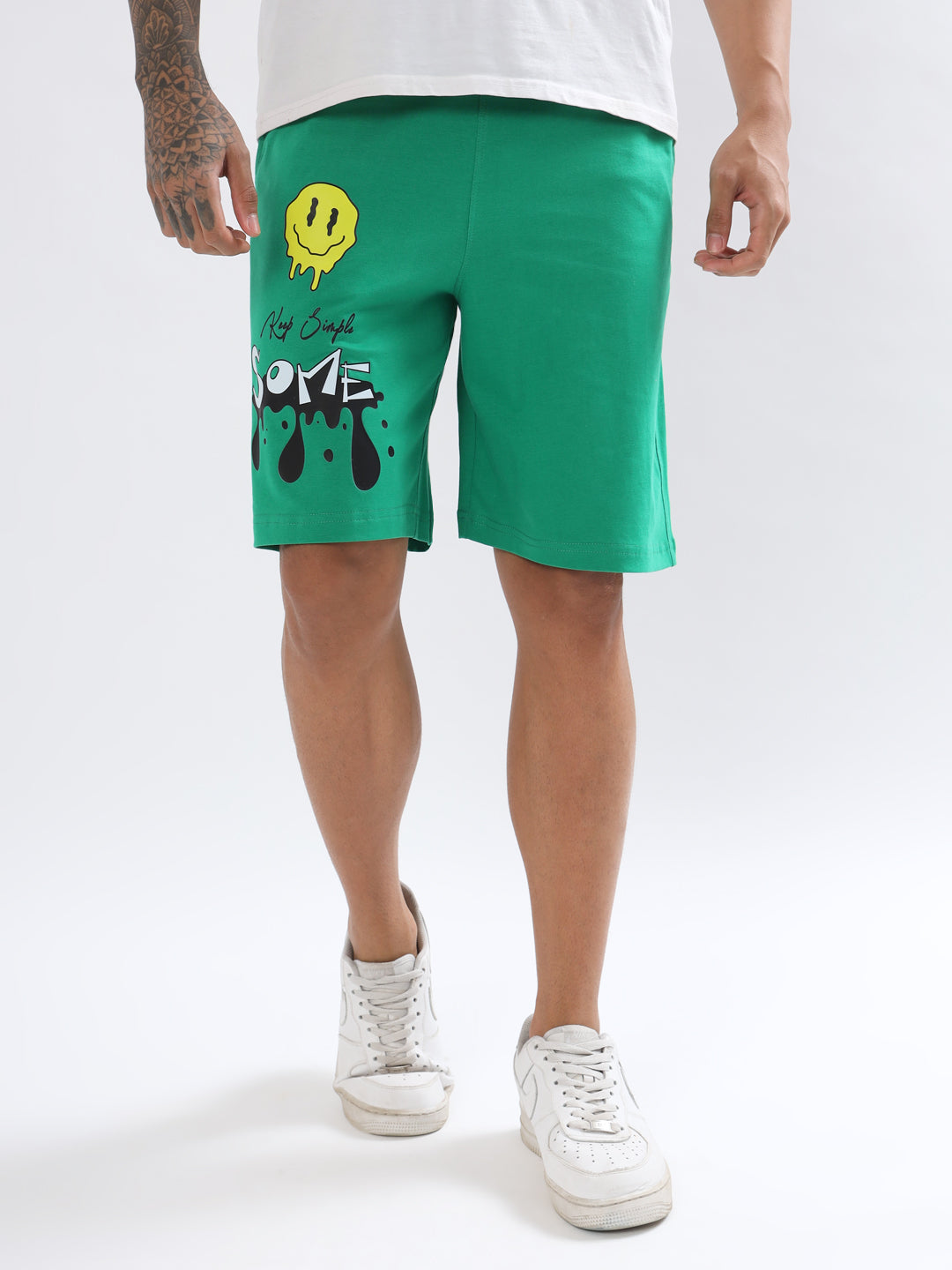 Keep Simple Some Regular Fit Shorts (Green) - Wearduds