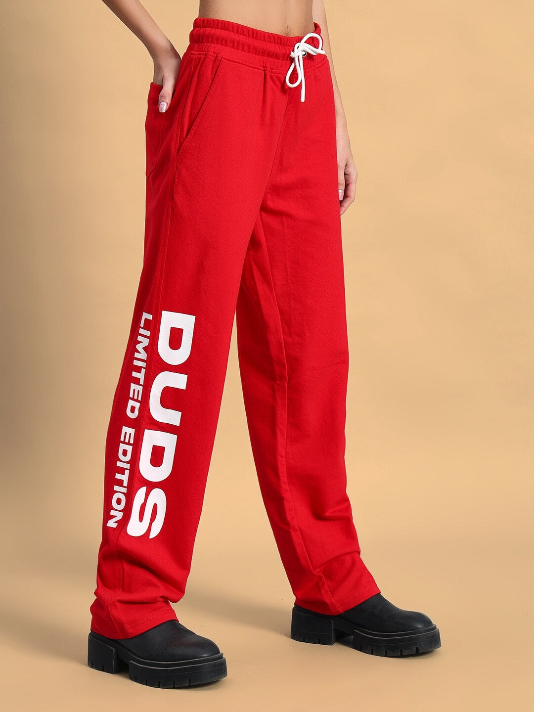 WOMEN'S DUDS LIMITED EDITION JOGGER (RED)