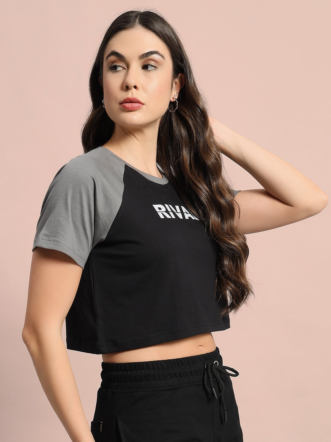 Rival Raglan Crop-Top (Black Grey)