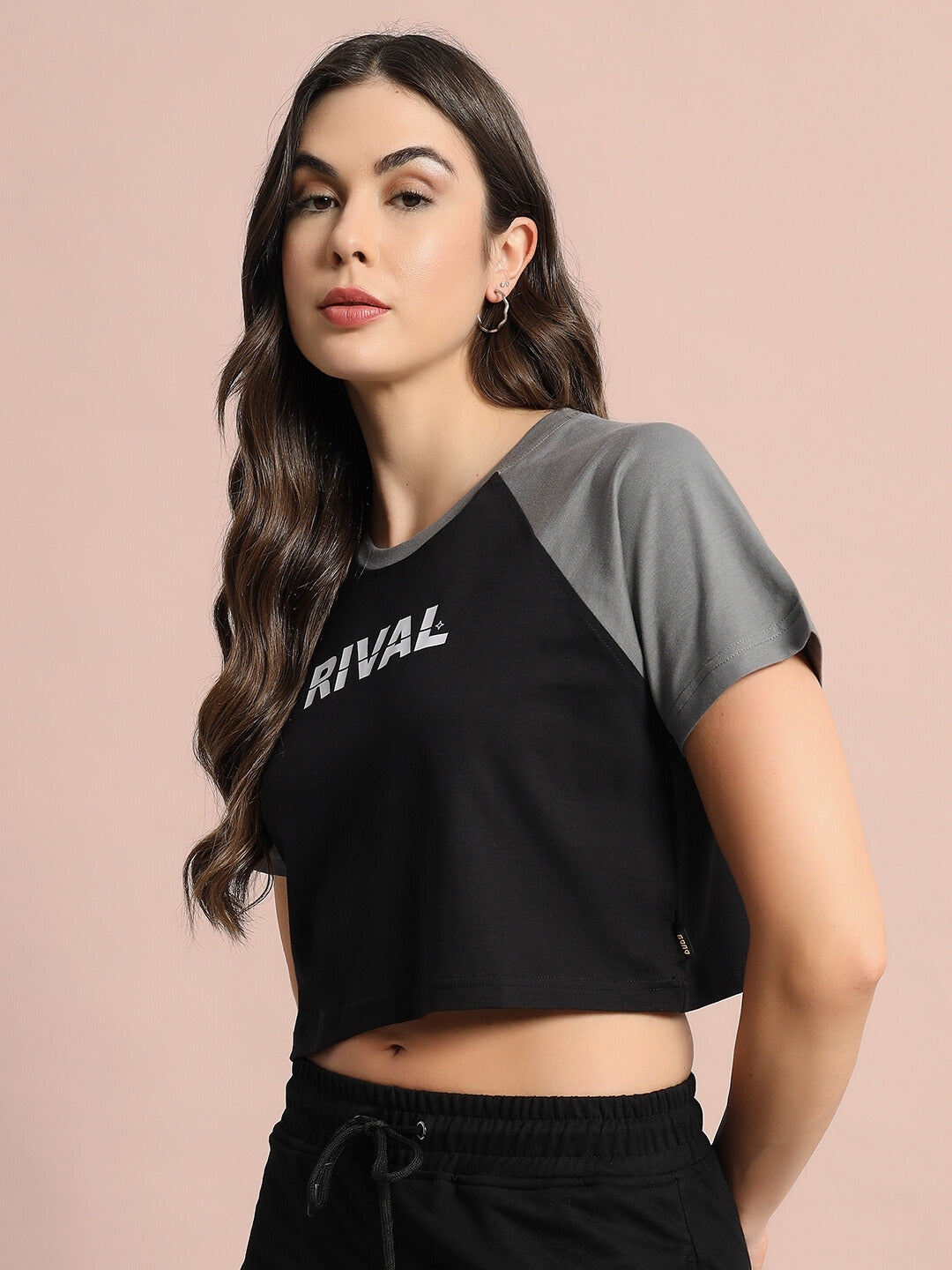 Rival Raglan Crop-Top (Black Grey)