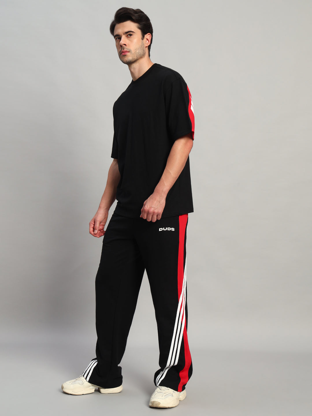 TANGLE RELAXED-FIT JOGGERS (BLACK-RED)