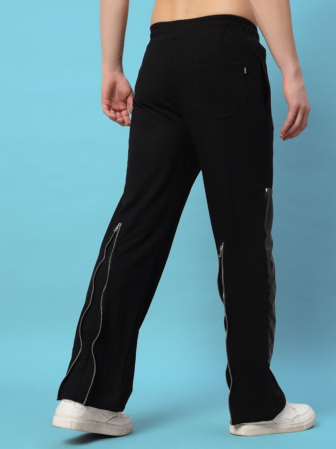 RACCOON LEATHER PATCH JOGGERS (BLACK)