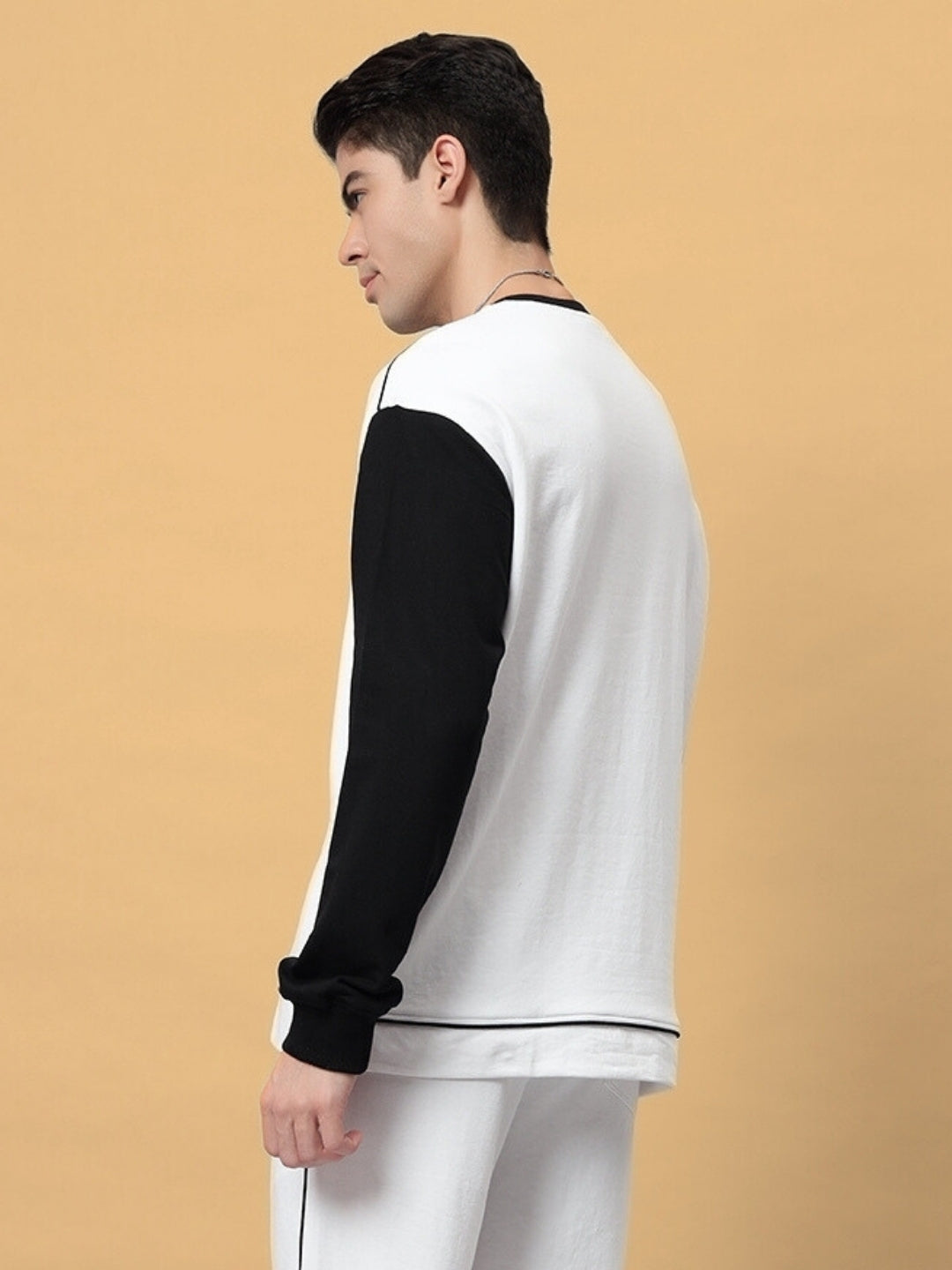 Hunk Oversized Sweatshirt (White)