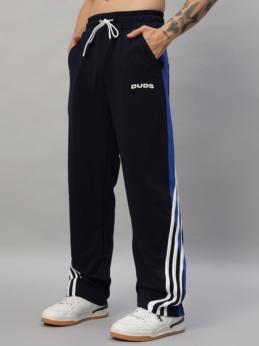 TANGLE RELAXED-FIT JOGGERS (BLUE)