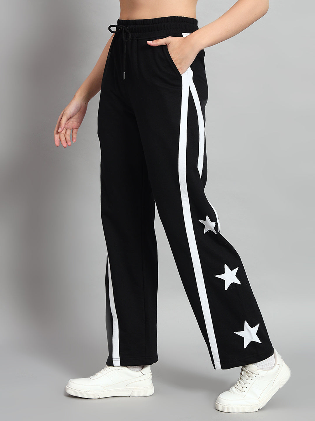 WOMEN'S STELLAR RELAXED JOGGERS (BLACK)