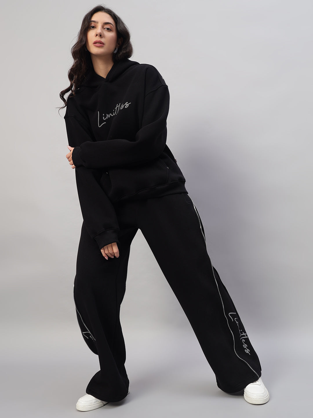 WOMEN'S LIMITLESS FLEECE REFLECTOR JOGGER (BLACK)