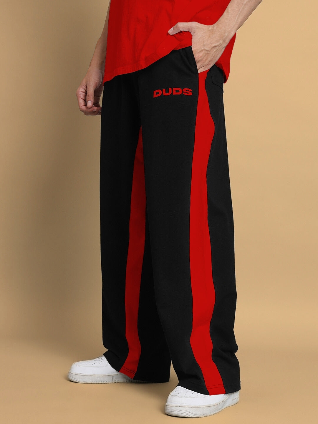 SIDE SEAM BAGGY JOGGERS (BLACK-RED)