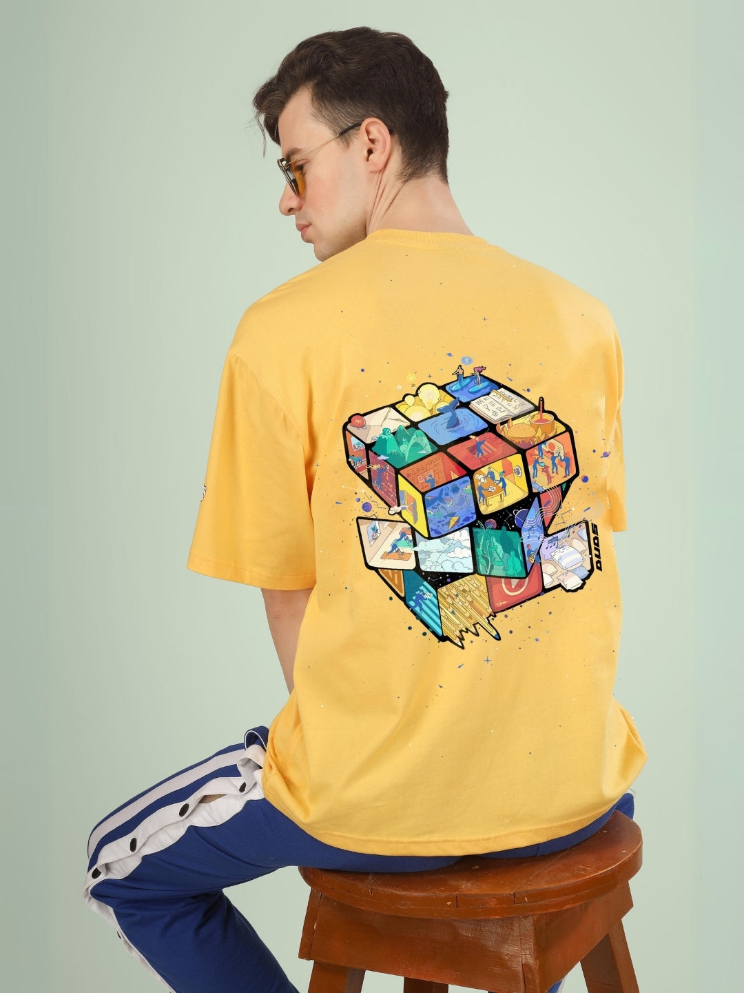 Rubik’s revolution oversized T-shirt (yellow)