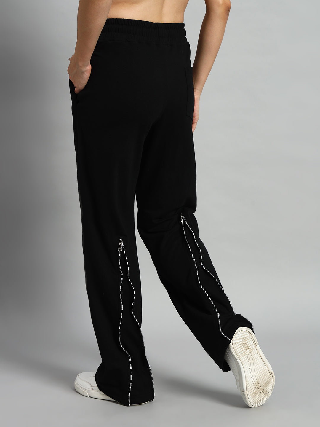 WOMEN'S RACCOON LEATHER PATCH JOGGERS (BLACK)