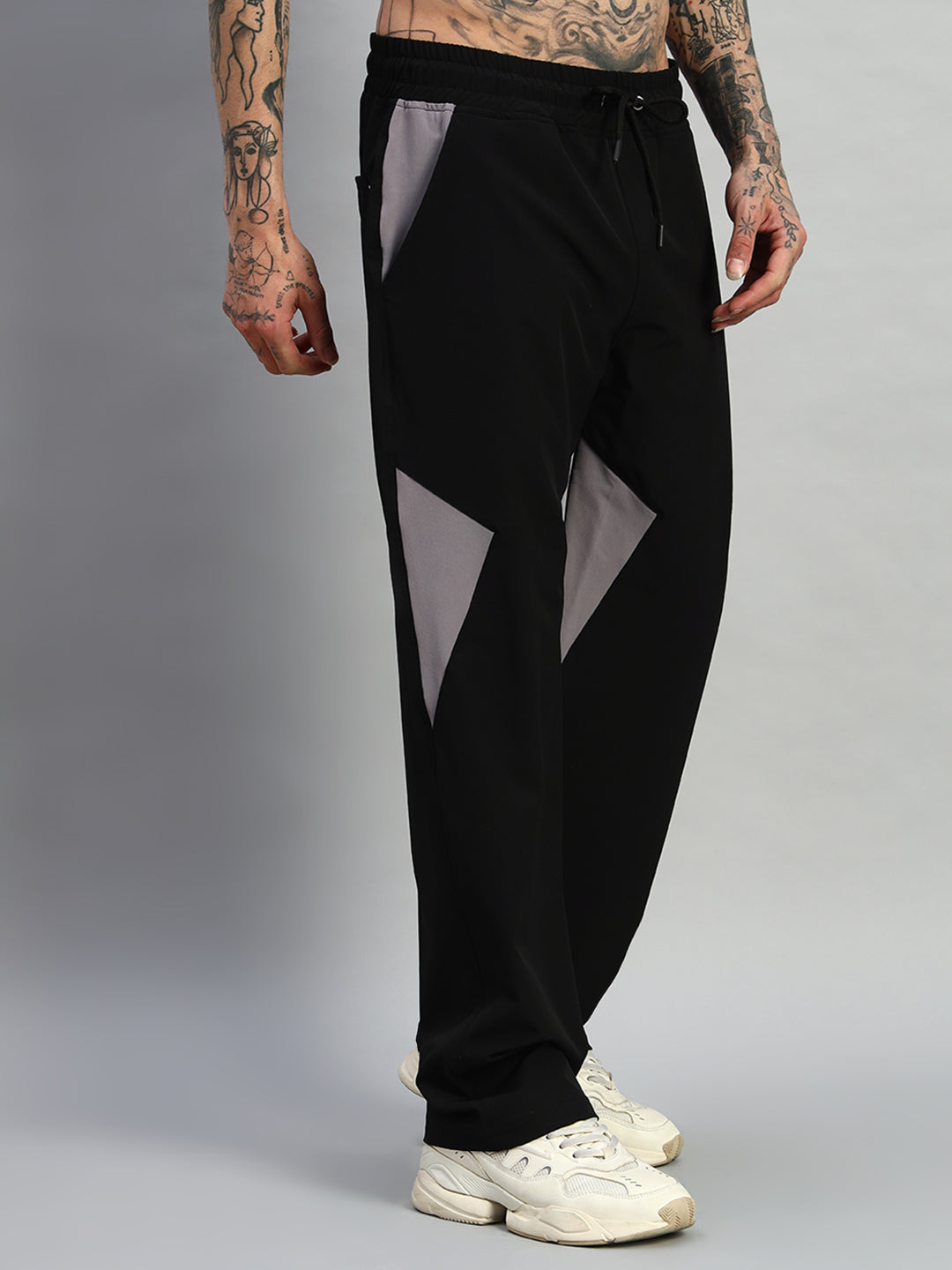 RANGER RELAXED FIT CARGO PANTS (BLACK)