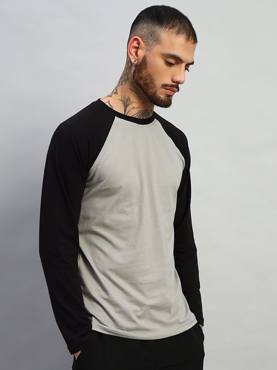 FITFLOW SLIM FIT SWEATSHIRT (BLACK-GREY)