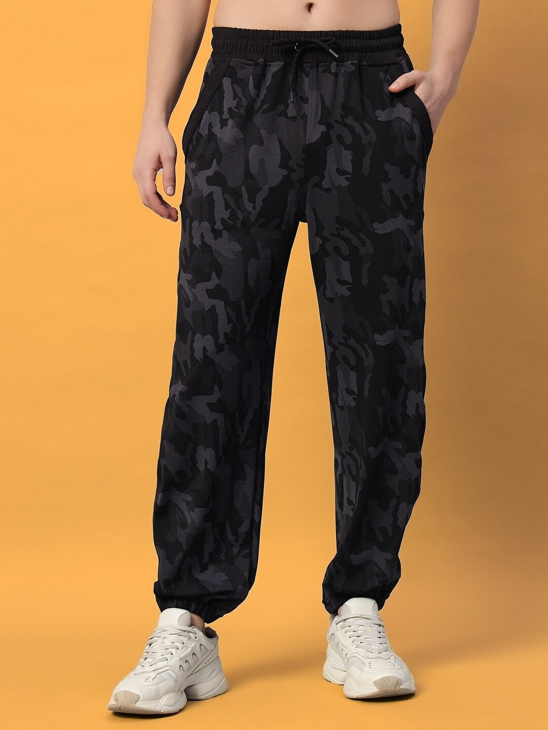 DEFENCE RELAXED PANT JOGGER (NAVY CAMO)