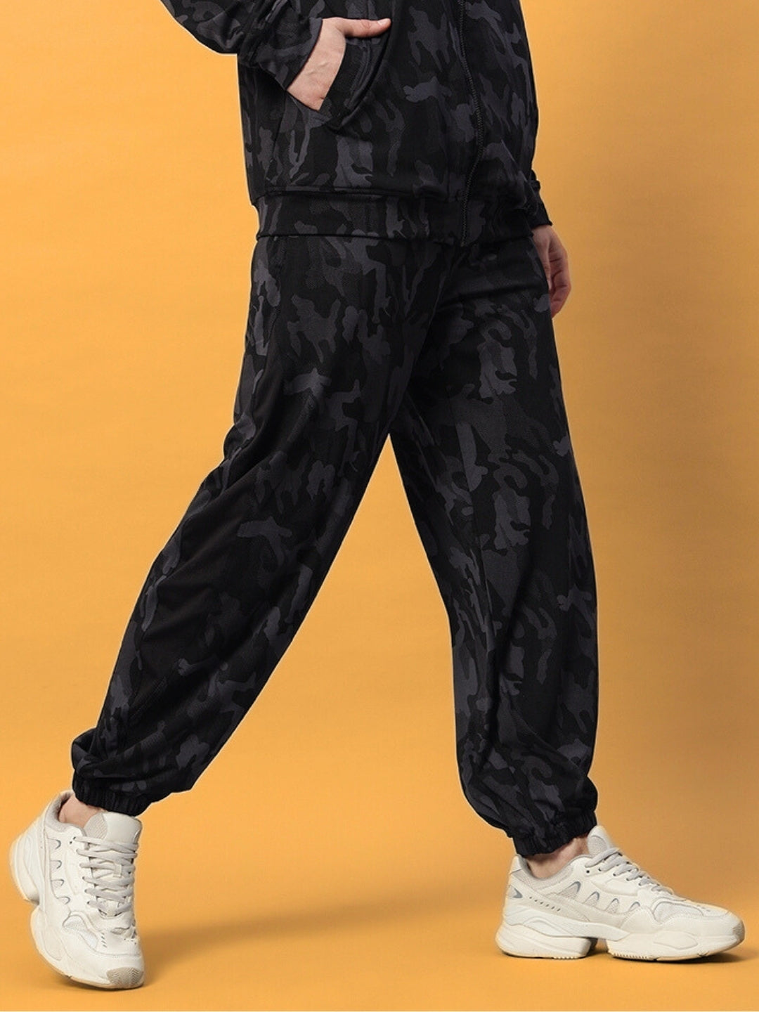 DEFENCE RELAXED PANT JOGGER (NAVY CAMO)