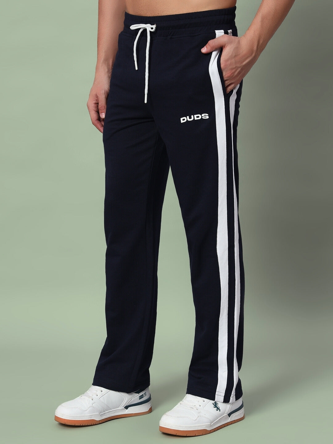 FUTURE ICON 2 STRIPE JOGGER (BLACK)