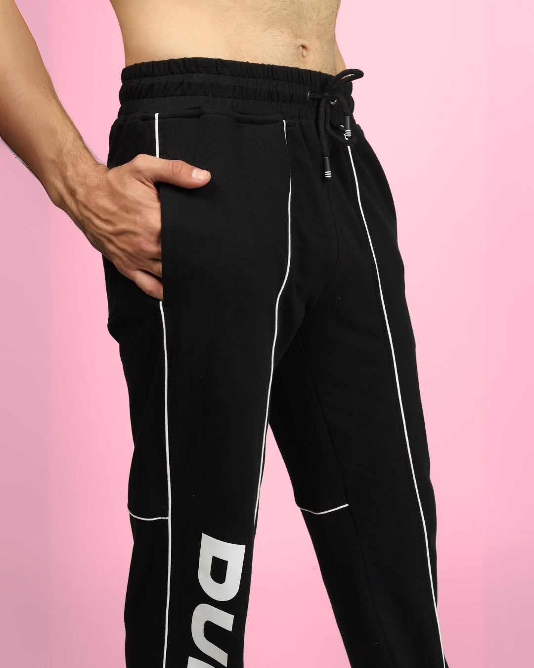 DUDS ESSENTIAL JOGGERS (BLACK)