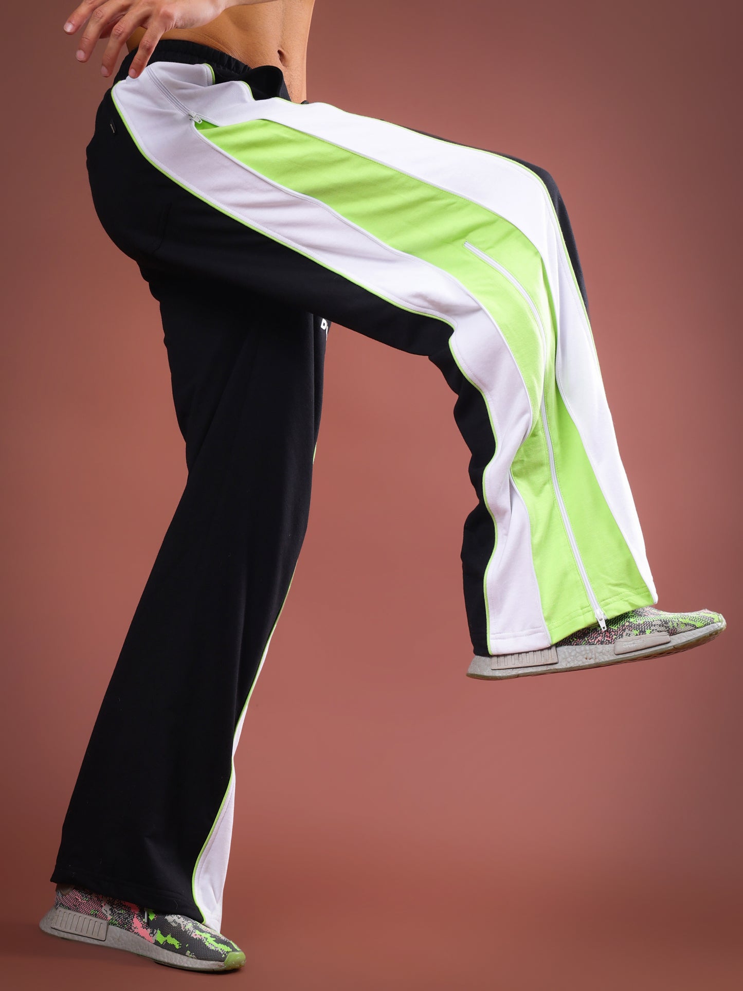 TRIUMPH MULTI ZIPPER JOGGERS (BLACK NEON)