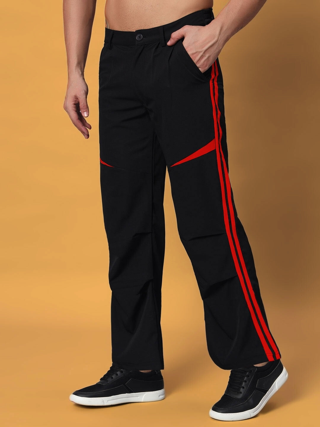 Drove Relaxed Fit Cargo Pants (Black-Red)