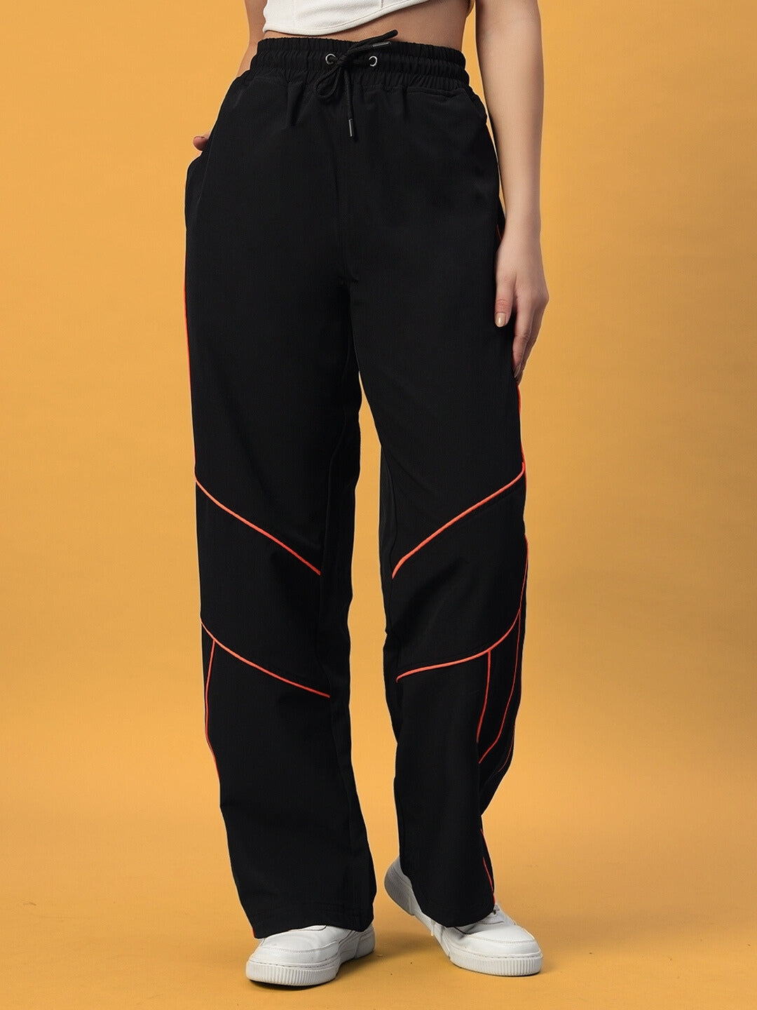 WOMEN'S RAIDER RELAXED PANT JOGGER (BLACK)