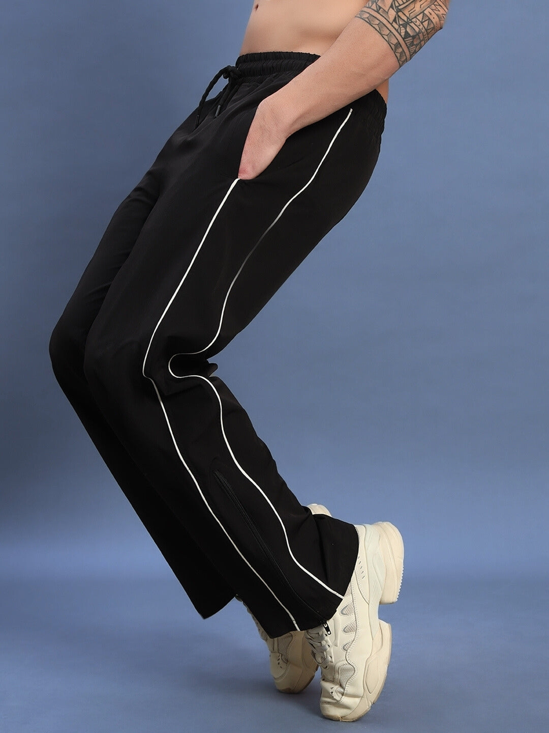 RELIGHT RELAXED-FIT JOGGERS (BLACK)