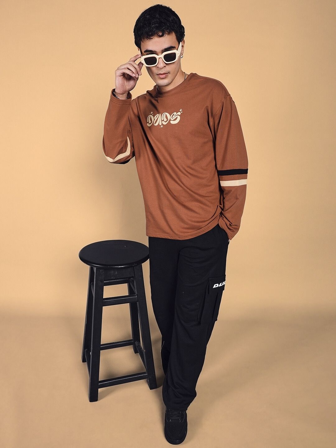 KEEP FLYING OVERSIZED SWEATSHIRT (BROWN)