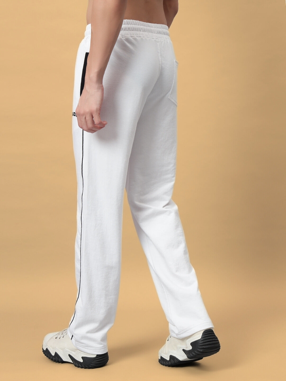 HUNK JOGGER (WHITE)