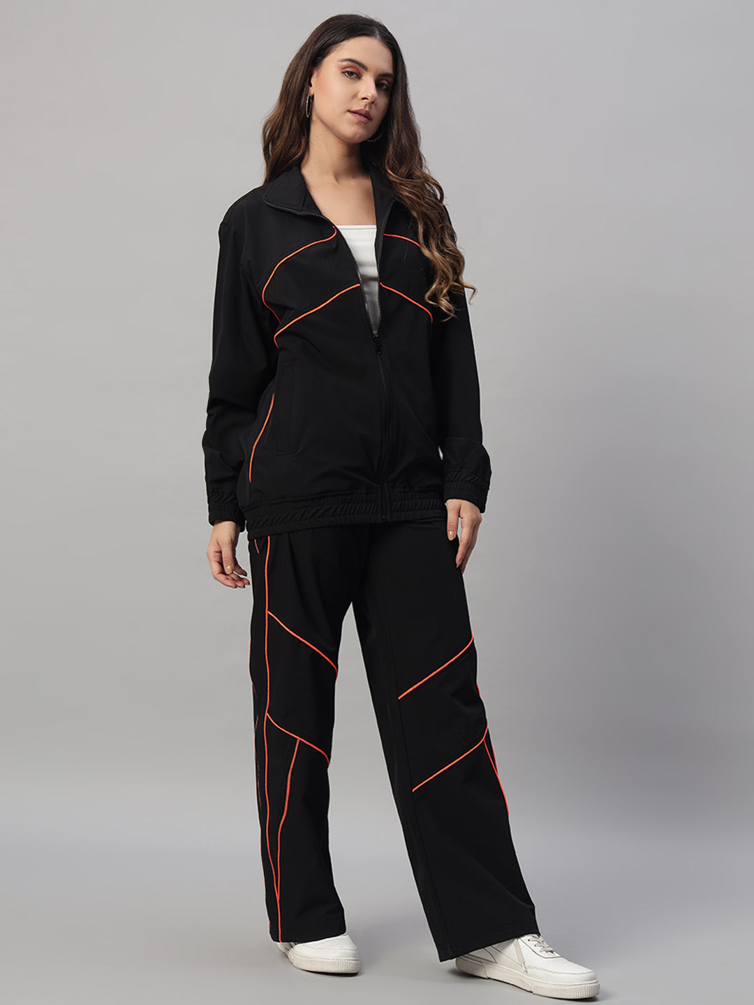 WOMEN'S RAIDER RELAXED PANT JOGGER (BLACK)