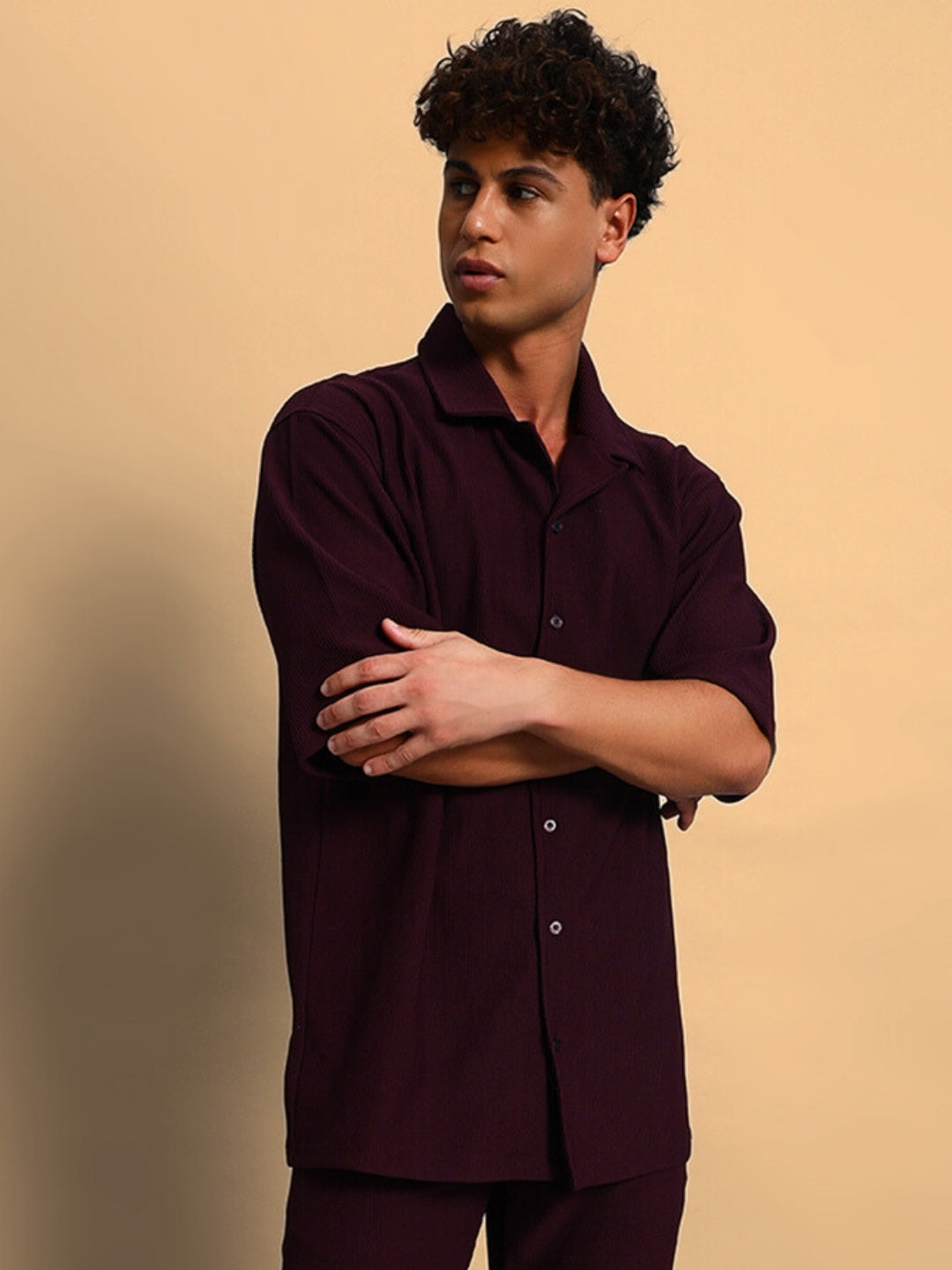 Frowzy Solid Shirt (Wine)