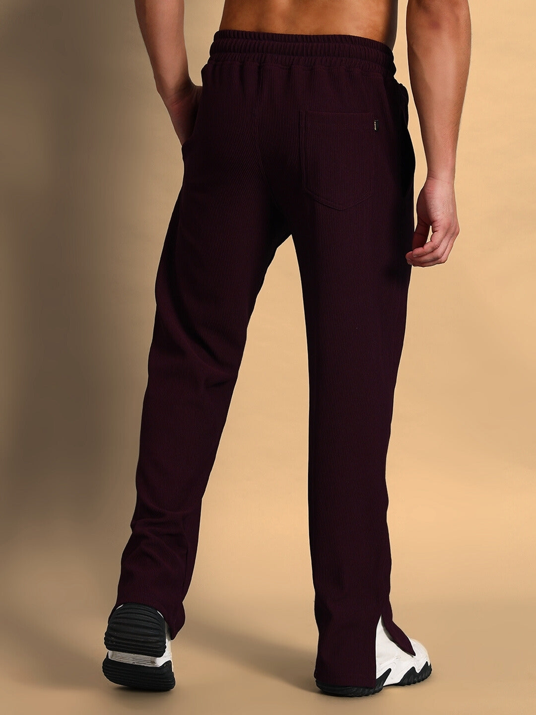 FROWZY SIDE SLIT JOGGERS (WINE)