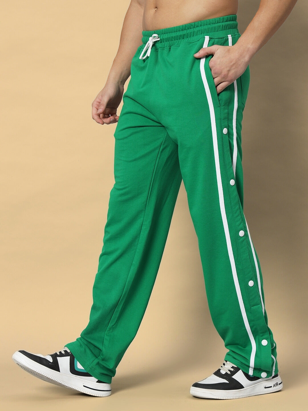 CONTRAST PANEL JOGGER (GREEN)