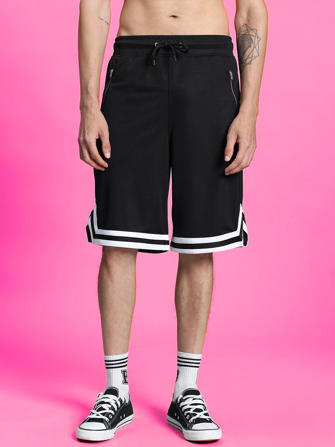 STREAK REGULAR FIT SHORTS (BLACK)