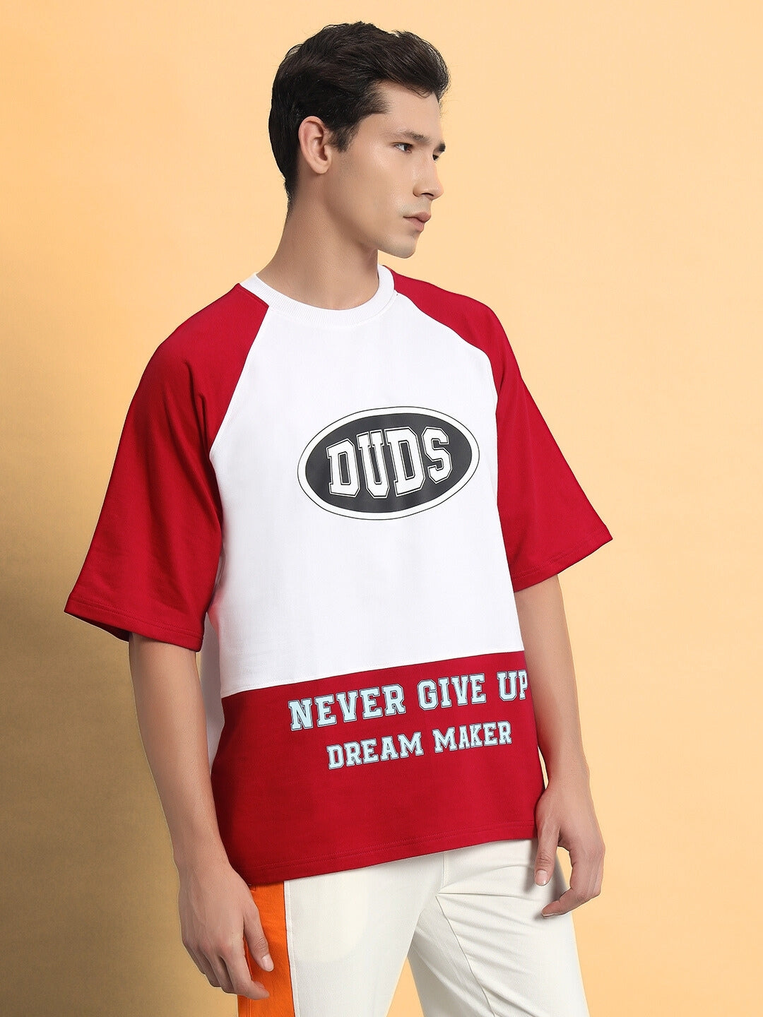 Never Give Up Oversized T-Shirt (Red)