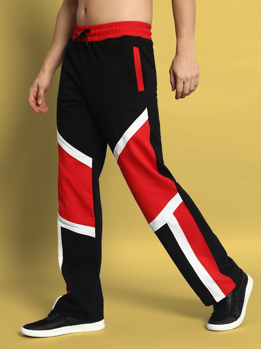 SHROUD RELAXED FIT JOGGERS (BLACK-RED)