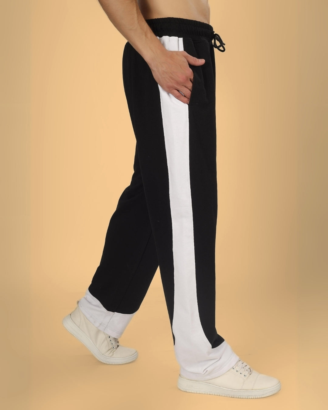 HURTLE BAGGY JOGGERS (BLACK-WHITE)